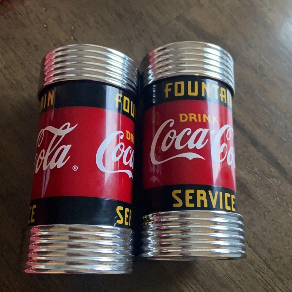 Vintage COCA COLA ~ FOUNTAIN SERVICE - SALT and PEPPER SHAKER SET